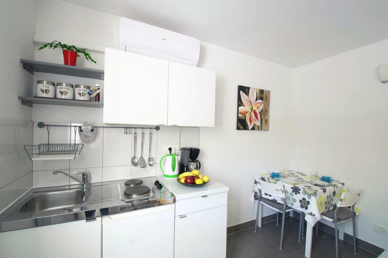 Apartment Dva Oriha Funtana Dış mekan fotoğraf