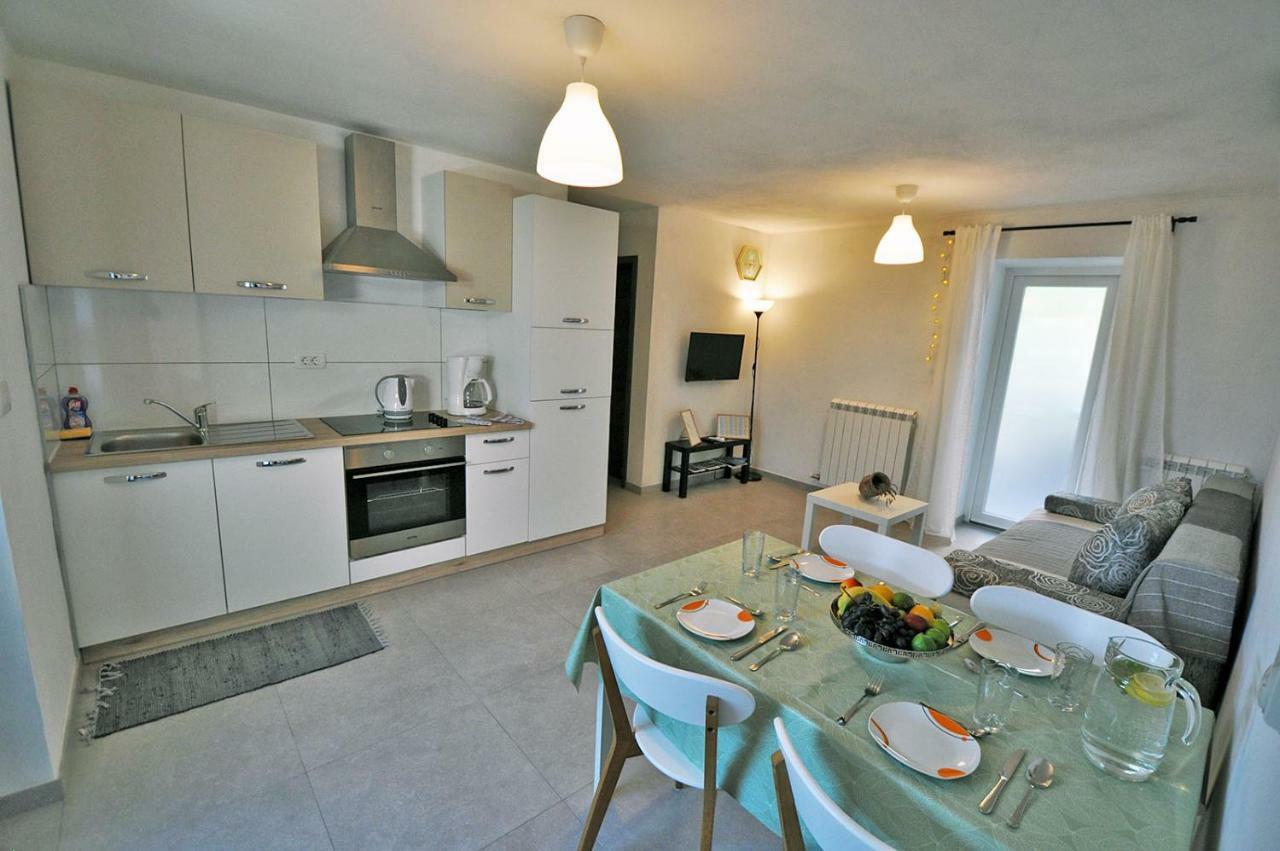 Apartment Dva Oriha Funtana Dış mekan fotoğraf